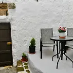 Penelope Garden House Old Town