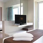 Sea Melody Beach Hotel Apartments