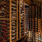10Gr Boutique Hotel & Wine Bar