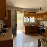 Kasteli House