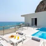Hamilton Sea Front Villa