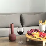 Valantina'S & Mannouel Lardos Luxury Villas