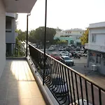 Micasa Shiny Apartment