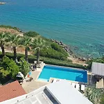 Villa Sealine