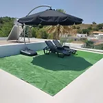 Sioutis House