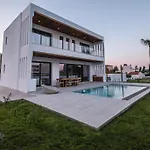D&R Boutique Villas R