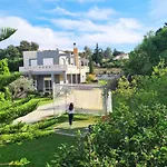 Gga Albatross Villa