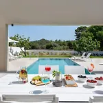 Aurum Villas