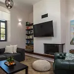 Villa Lou