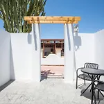 Cactus Suites