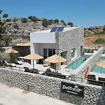 Delfinia Resort