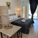 Kampus Living Studios & Suites