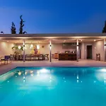 Villa Nikoli