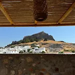 Tapanis Luxury House