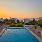 Nostos Villa