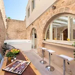4 Bedroom Luxury Home - Villa Sozoe