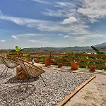 Valley View Studio Apartment Salakos