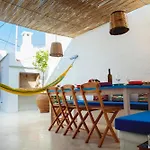 Villa Kefi