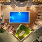 7 Minutes From City Centre - Luxury 6Br Villa