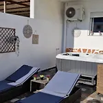 Stergios Suite With Private Jacuzzi