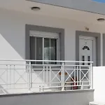 Pounedes Luxury Suites