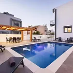 Ramo Luxury Villa