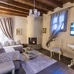 Old Town Classic House Rhodes