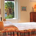 Wohnung Mit Meerblick Und Grosser Terrasse