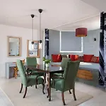 Wunderschoene Wohnung Mit Meerblick Und Whirlpool