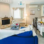 Villa Irene, Lindos 10 Mins, Beach 4 Mins