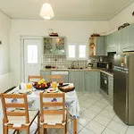 Studio Irene, Lindos 10 Minutes, Beach 4 Minutes