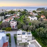 Sunny Palm Villa