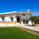 Yannis Place