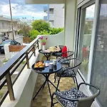 City Center Luxury Spacious Apt A&M II