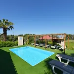 Jimmy'S Pool House