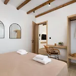Onar Luxury Suites