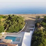 Cathrin Beachfront Villa