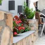 Paradise Apartment, Lardos Village