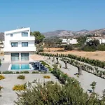 Pearl Beachfront Villa