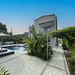 Hideaway Villa