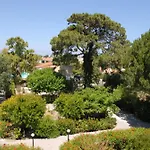 Niki Hotel Apartments
