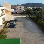 Yiannis Apartment
