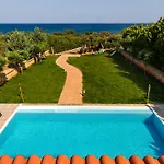 Gennadi Beach Villas - Waterfront Luxury Retreat With Private Beach