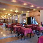 Lagonas Beach Hotel Apartments