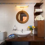 Cristelia Luxury Sea Front & Pool Villa