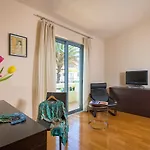 Villa Silvana - Luxury Sea Villa With Pool