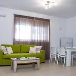 Gennadi Gardens Exclusive Apartments