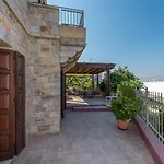 Villa Maria