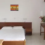 Sotirakis Hotel