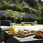 Unique Villa La Vie Est Belle